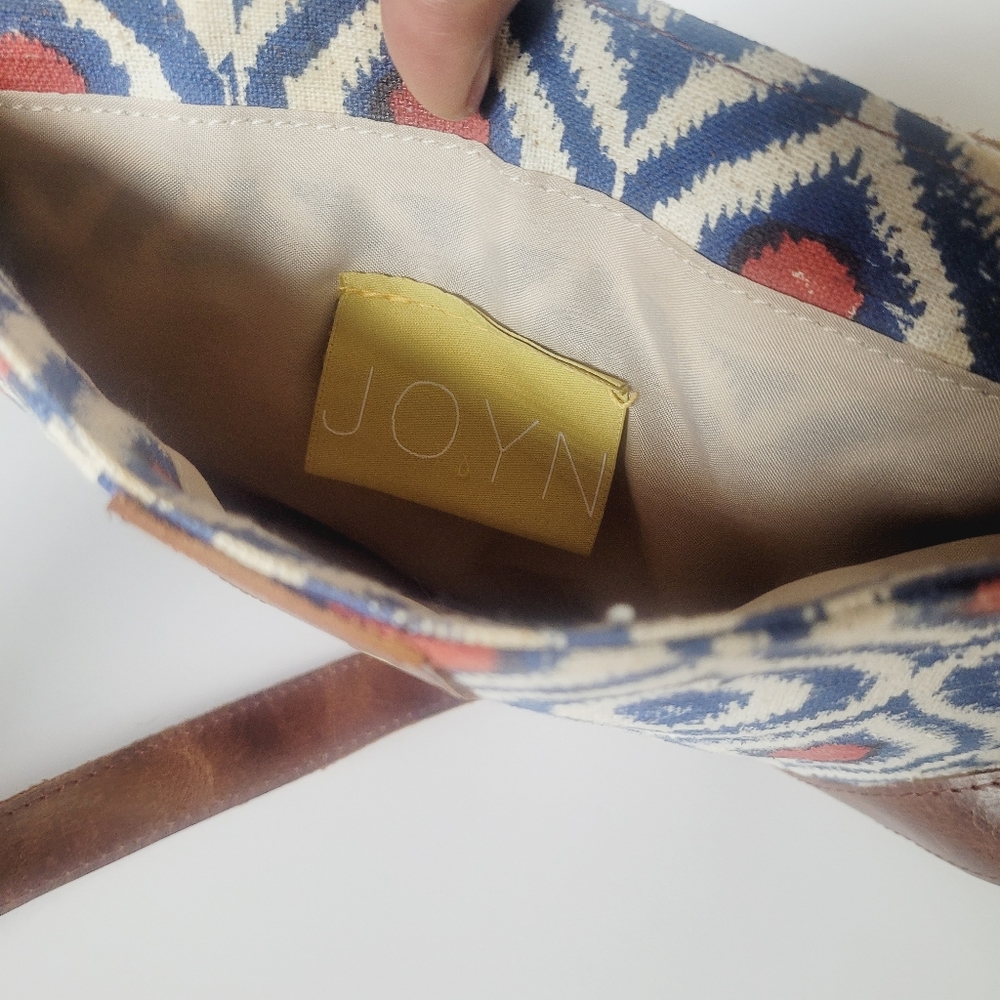 Joyn Crossbody Blue Ethnic ikat print leather crossbody bag - Picture 6 of 7